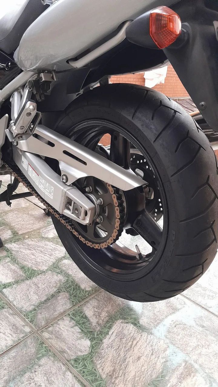 Bandit 1200  - Foto 3