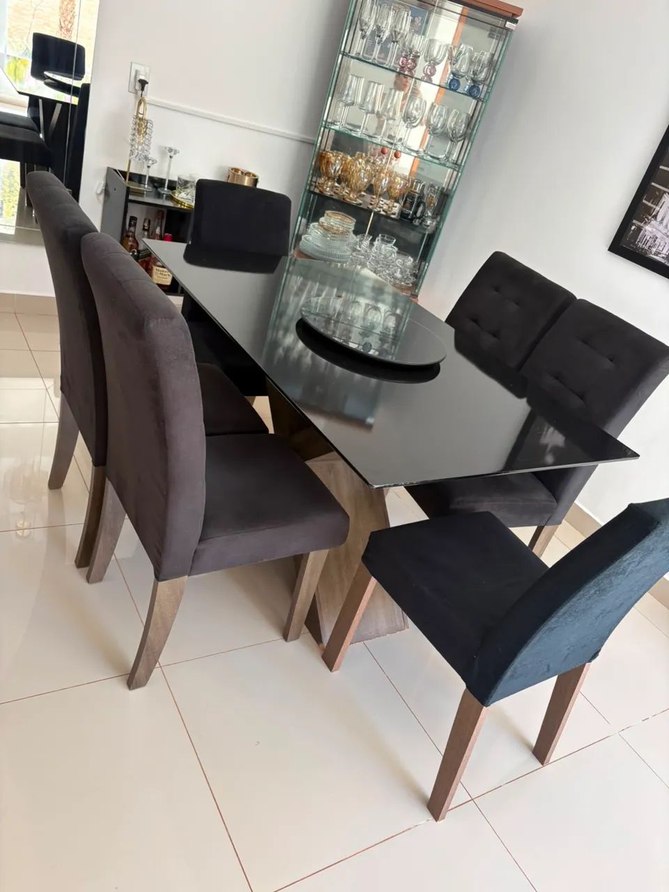 Mesa de Jantar (135cm x 90cm) + 06 cadeiras  - Foto 4