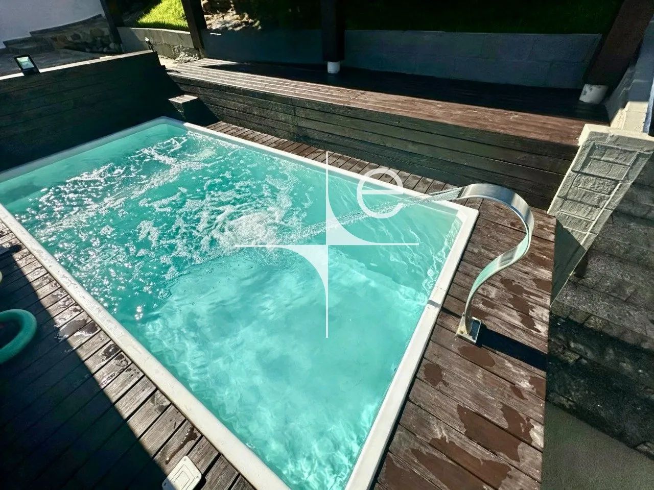 Casa com 5 quartos e Piscina Aquecida no Rio Tavares - Florianópolis - Foto 3