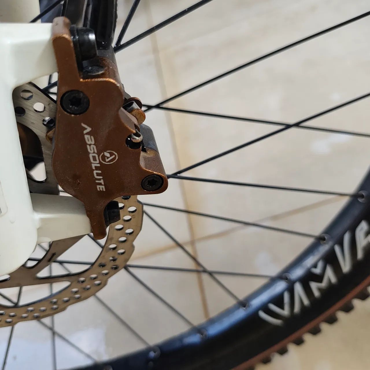 Bicicleta Vikking TUF 25  - Foto 4