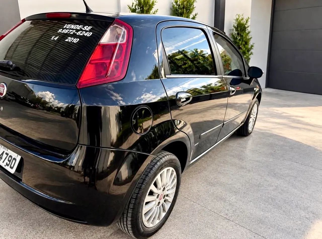 Fiat Punto 1.4 Fire Flex 8V 5P 2010 - Foto 2