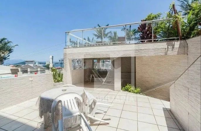 Casa com 4 dormitórios de 285,00 m² no Itaguaçu - Foto 5