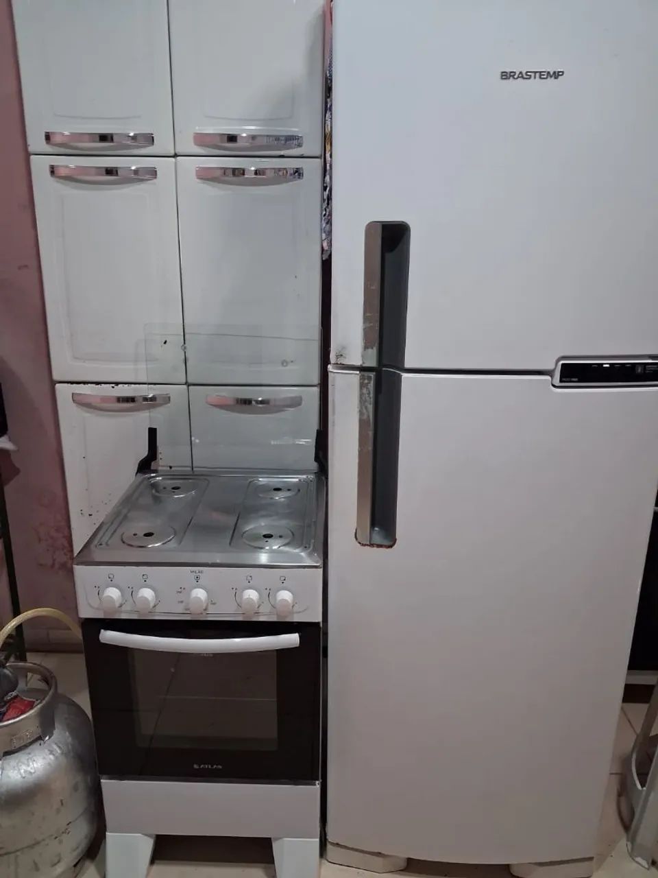 Vendo geladeira semi Nova  - Foto 3