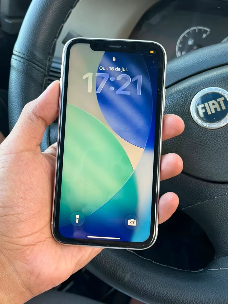 iPhone 11-64GB