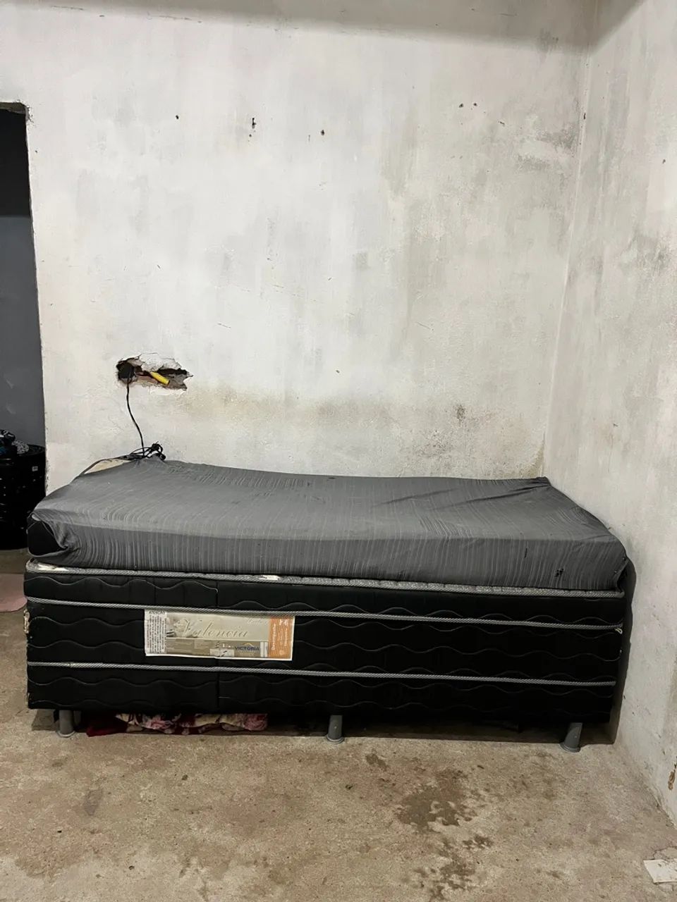 Cama solteiro 