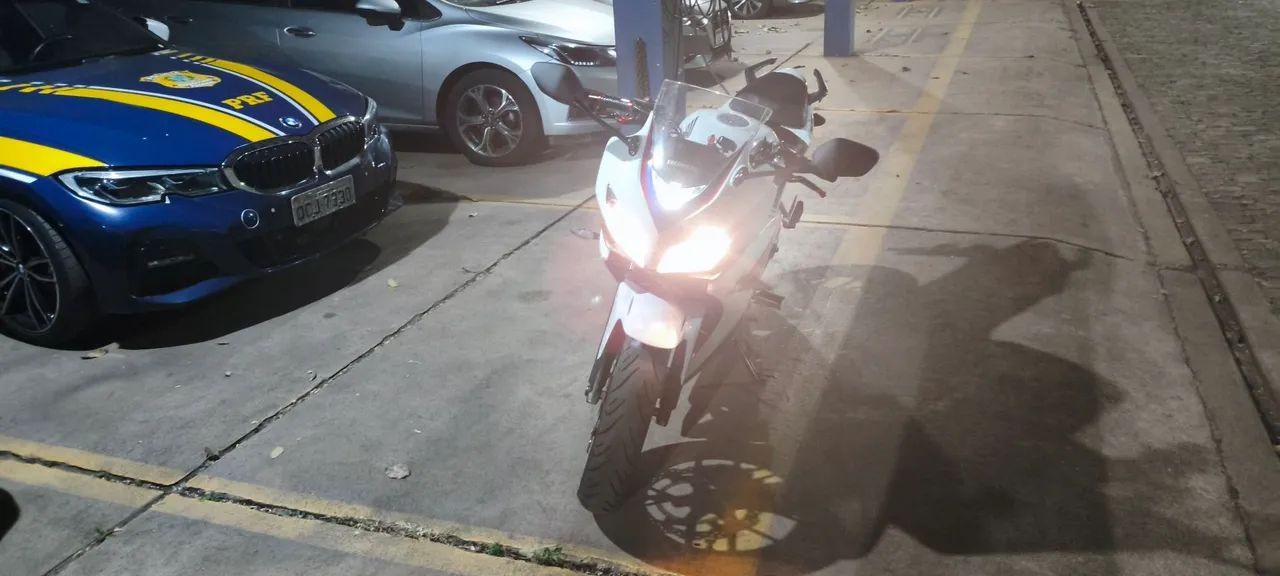 CBR 500r ABS 2014 - Foto 4