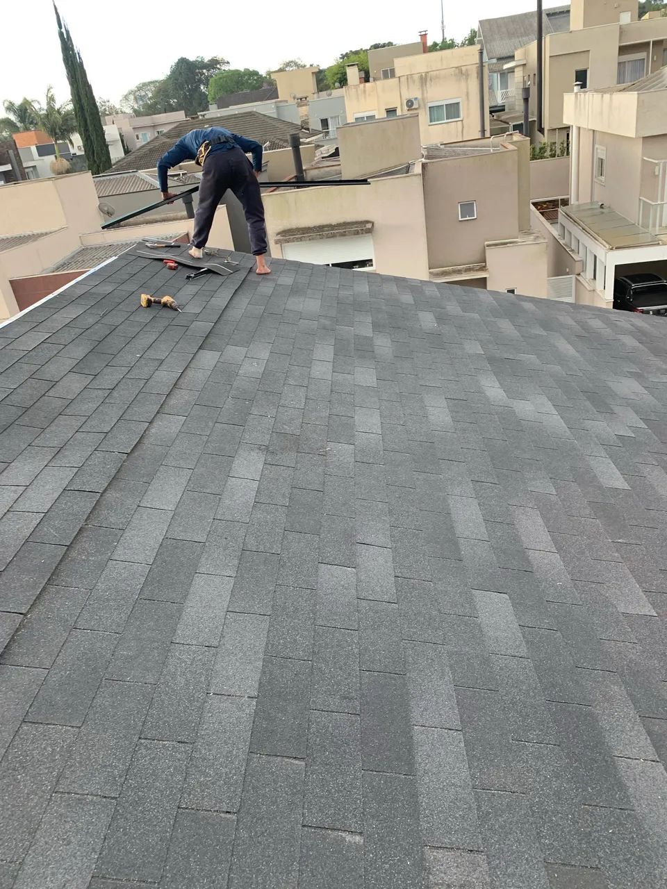 Instalação e Reparo de Telhado Shingle em Curitiba, PR e SC - Foto 2