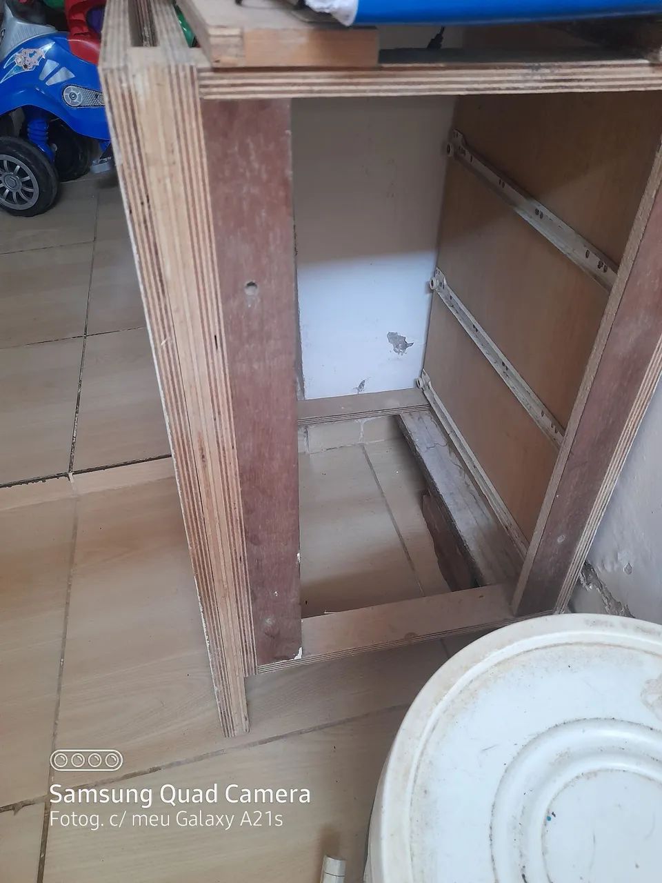 VENDE-SE MESA DE COMPUTADOR - Foto 3