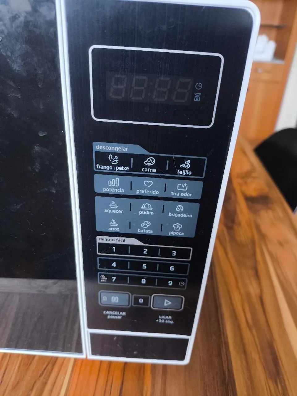Microondas 20 litros MRAS21 Midea - Foto 3