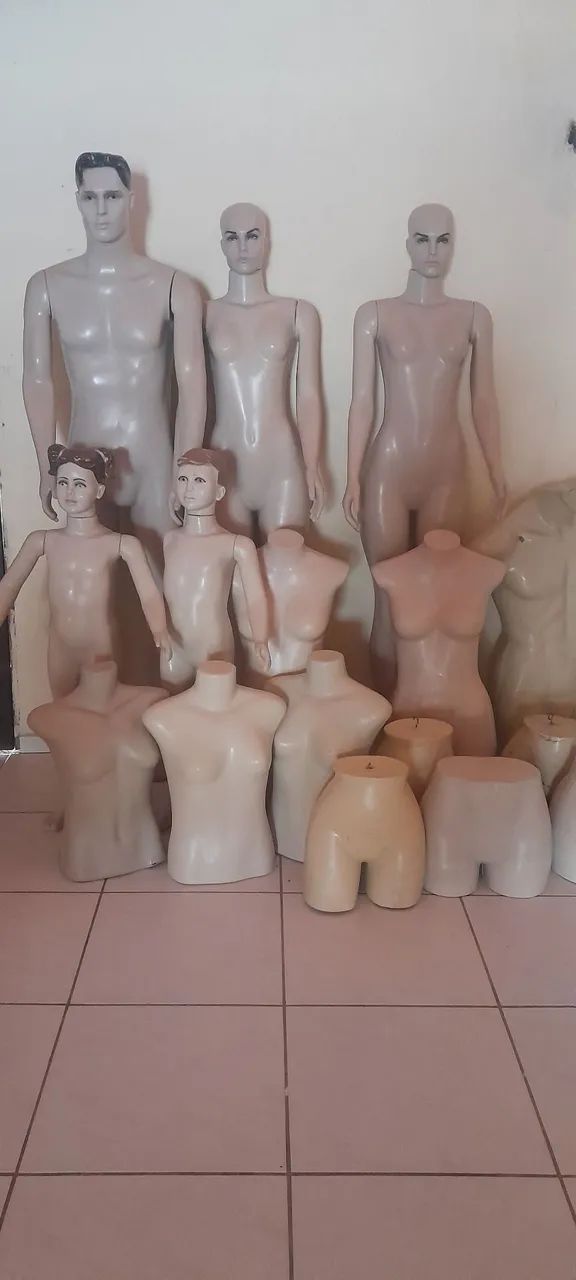 Vendo manequins de tamanhos e modelos variados 