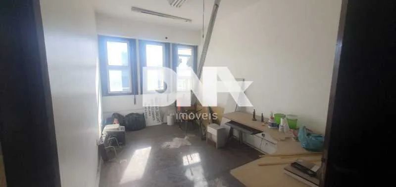 Apartamento : / Residencial / Centro