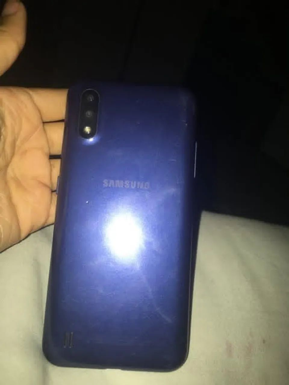  Galaxy A01 - Funcionando Tudo 100% + Carregador Original pego troca de iphone 6s plus - Foto 2