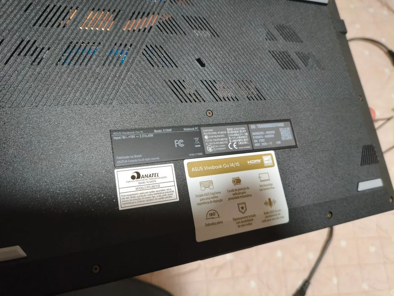 Notebook Asus vivobook Ryzen 5/Radeon Graphics/Windows 11  - Foto 5