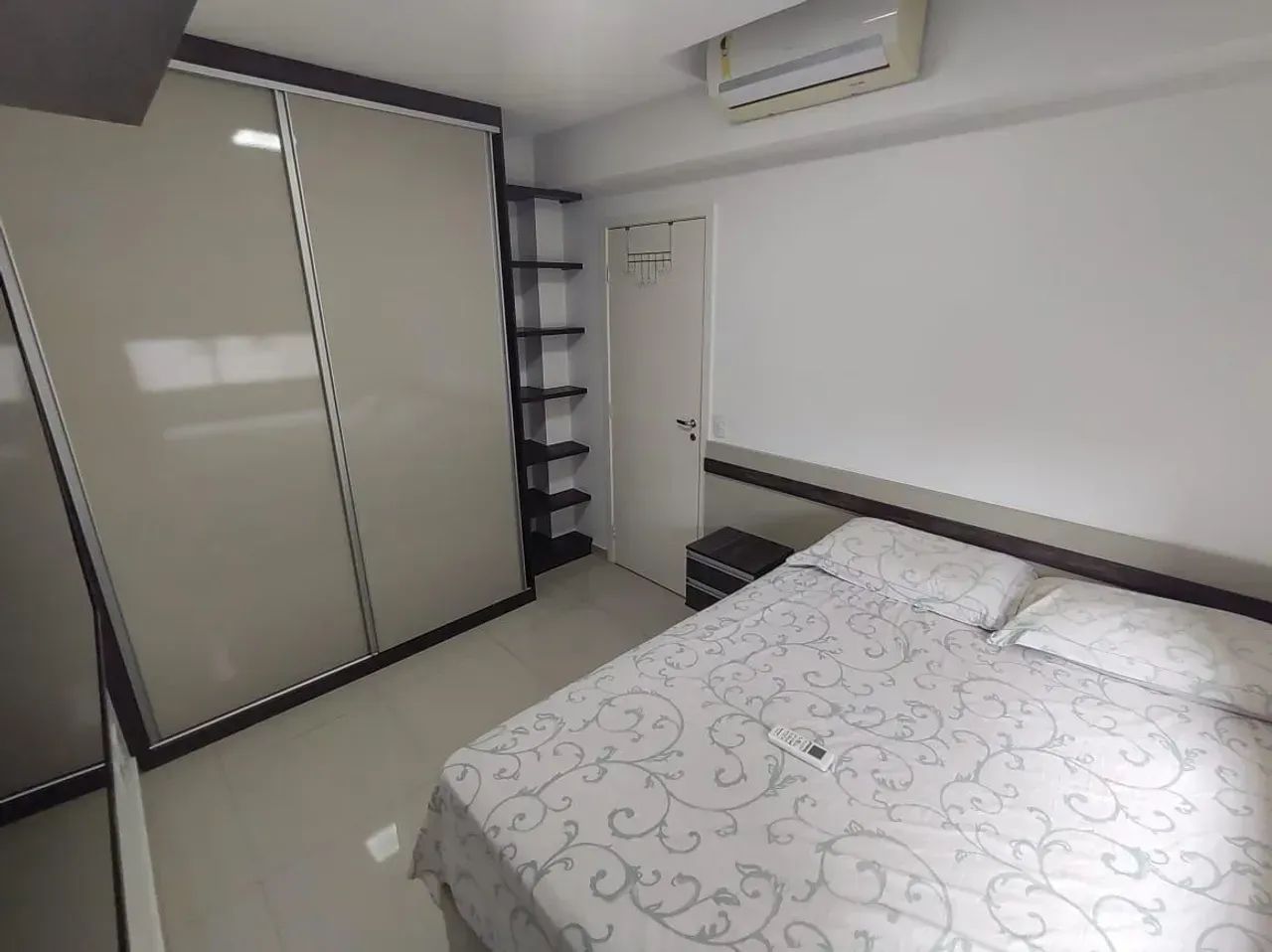 FLEX PARQUE 10 - MOBILIADO  3 QTOS, - 5.200,00 - Foto 2