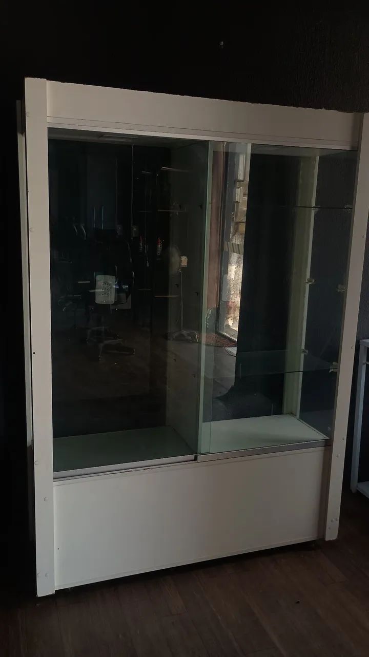 Vitrine/estante de vidro com led 
