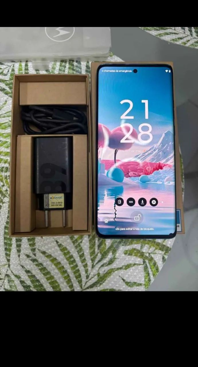 Vendo ou troco Edge 40 neo 