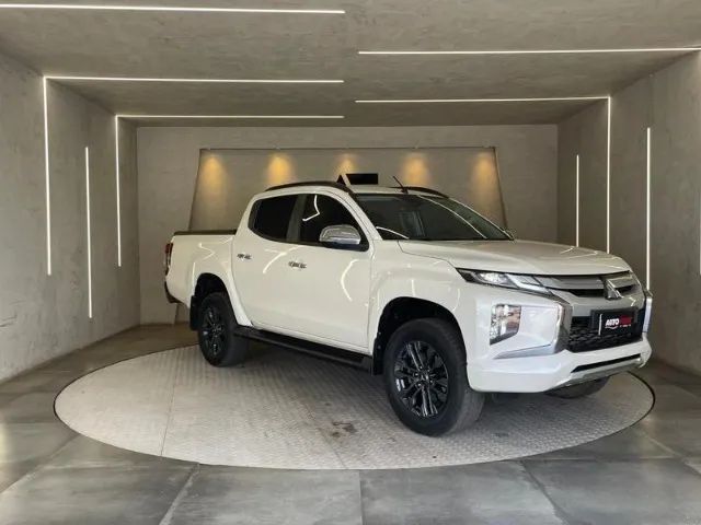 Mitsubishi L200 L200 Triton Sport HPE 2.4 CD Diesel Aut. 2025