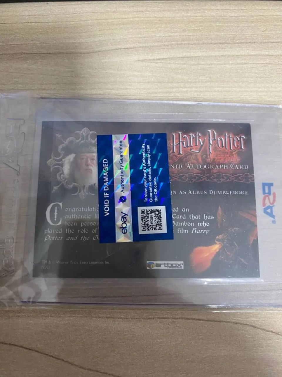 Harry Potter Michael Gambon Dumbledore Card Artbox autografado - Foto 2