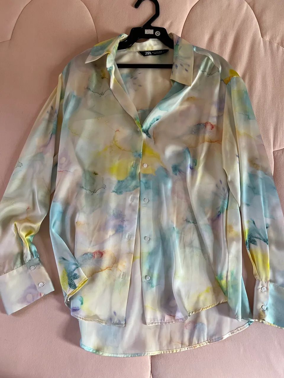 Camisa da Zara acetinada 