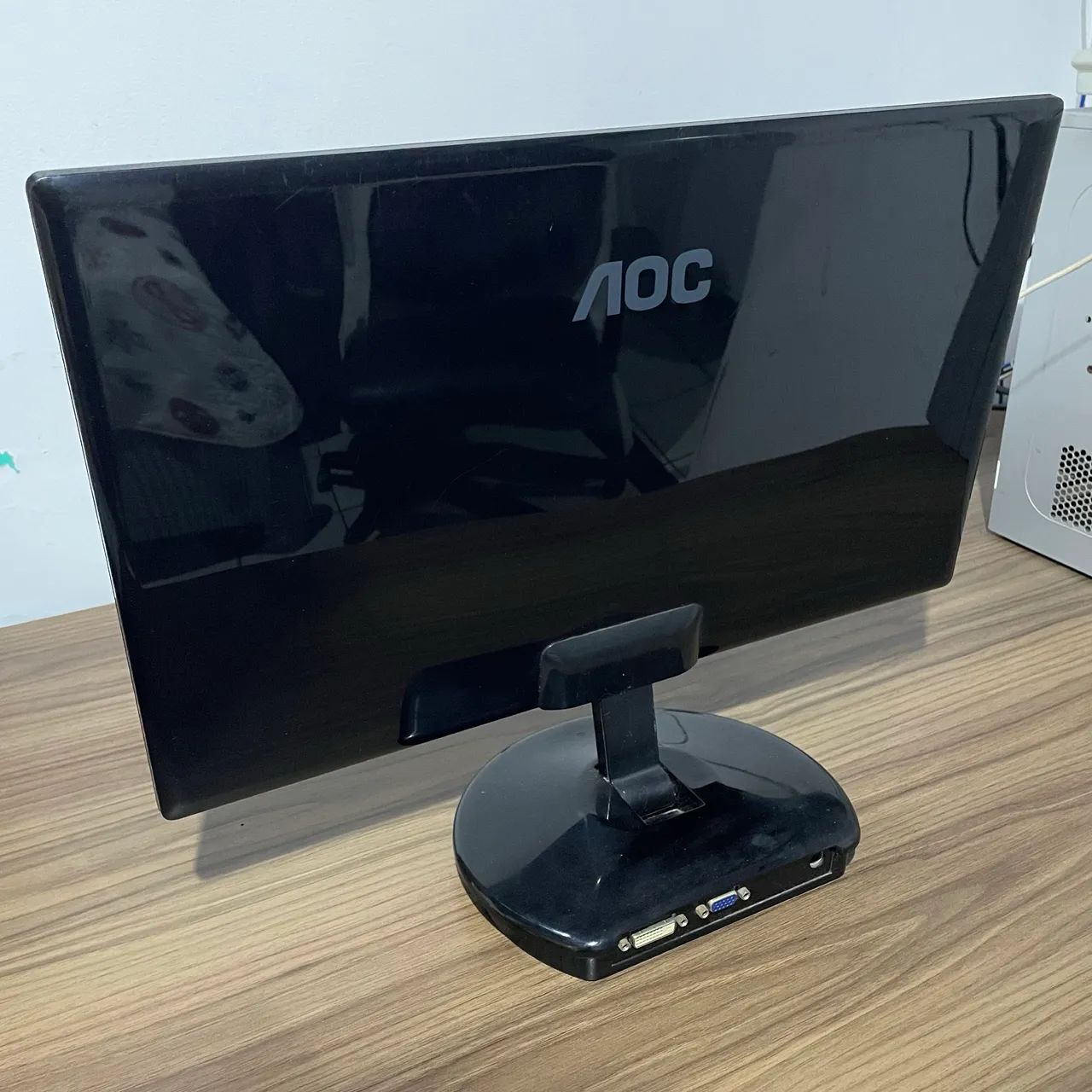 Monitor AOC 20 Polegadas LED - Foto 4