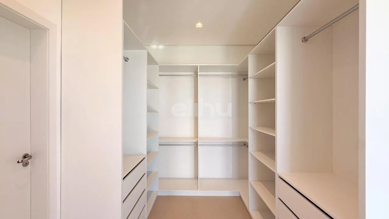 Casa de Alto Padrão | 252,7 m² Construídos - Foto 4