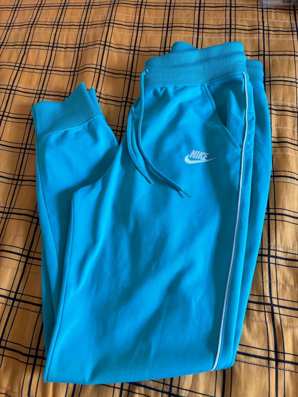 Calça jogger nike azul turquesa p - Foto 3