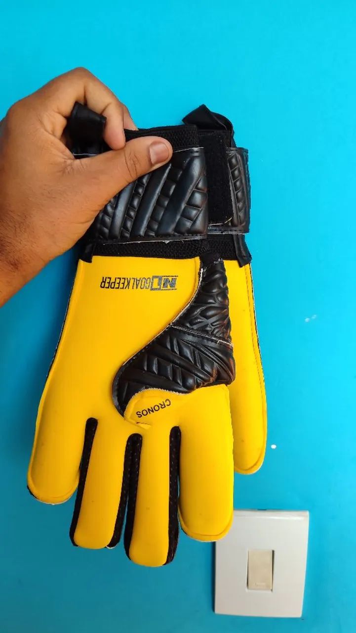 Luva Goleiro N1 Semi Profissional - Foto 5