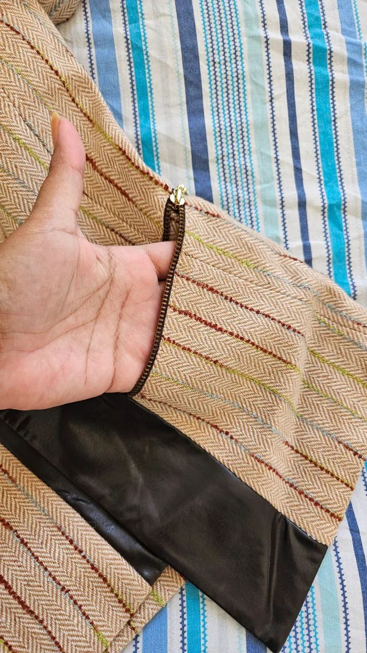 Blazer Jaqueta social Marrom e listras colors - Foto 3