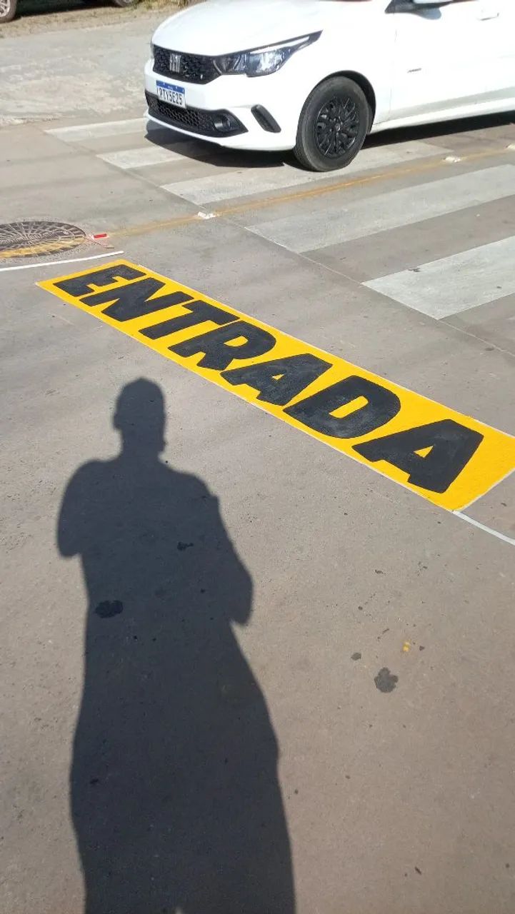 Trabalho como pintor e desenhista..  - Foto 2