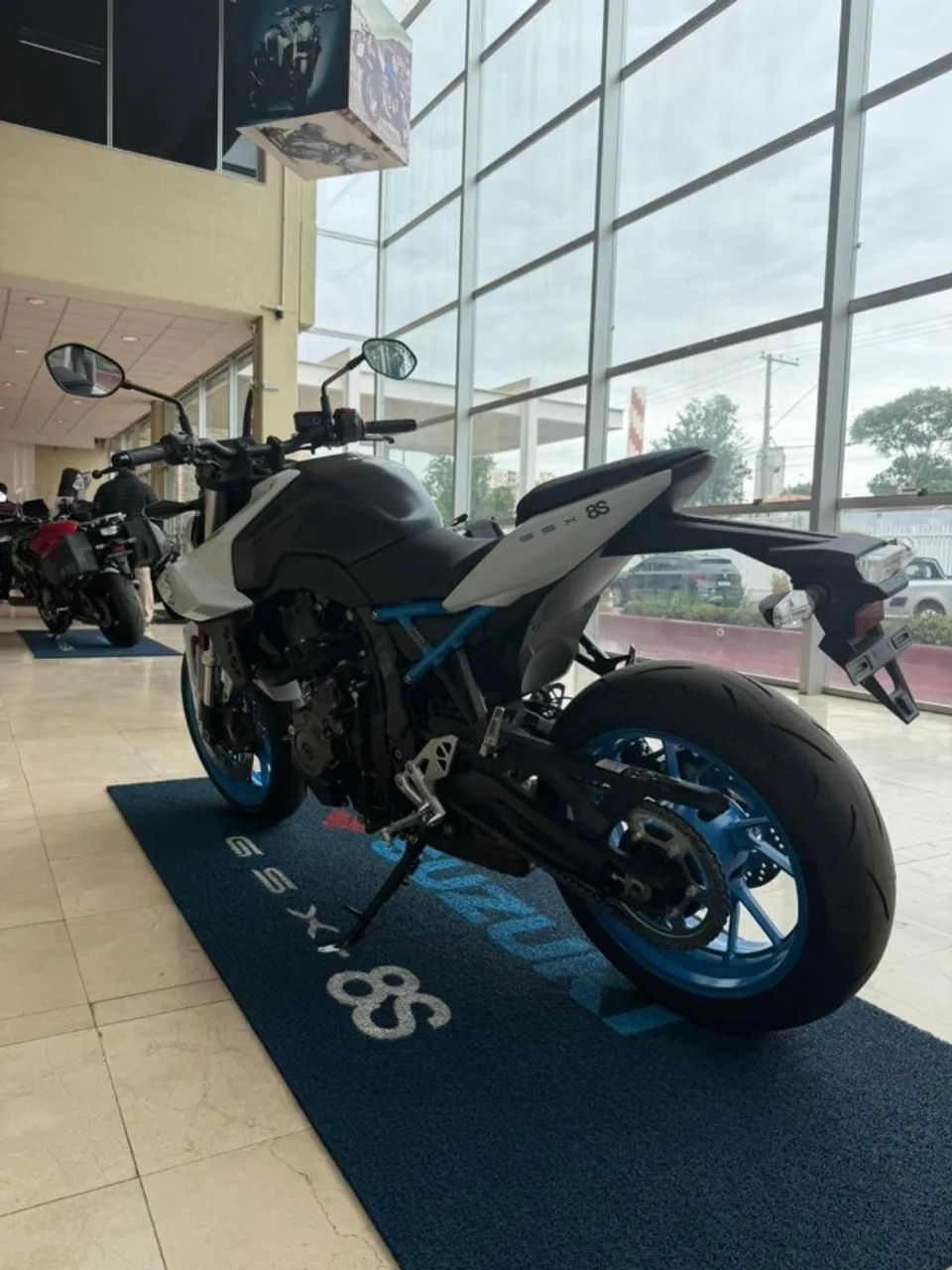 GSX-8S 0KM 2026 - Foto 4