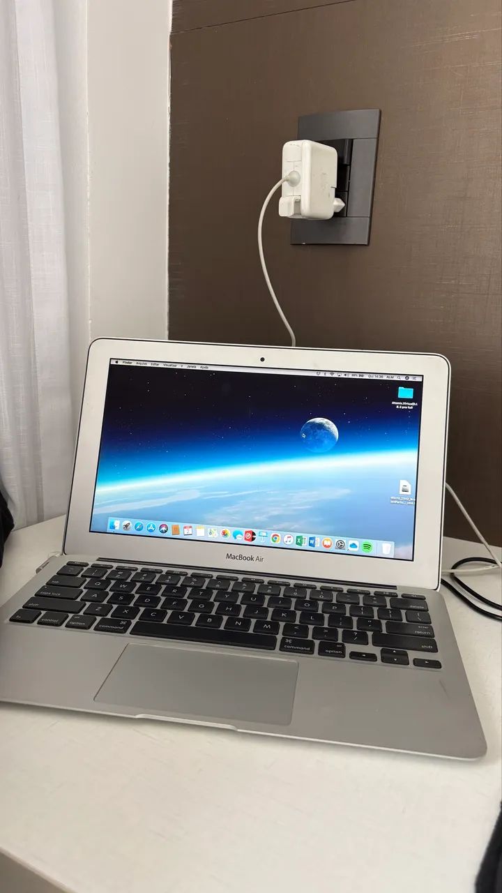 MacBook Air 11?