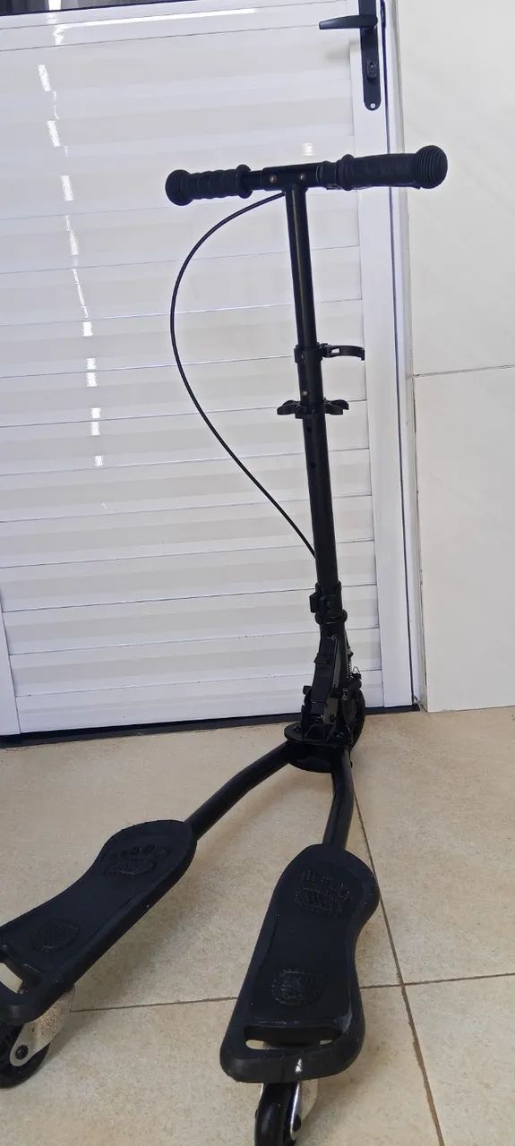 Vendo bicicleta e patinete infantil  - Foto 2