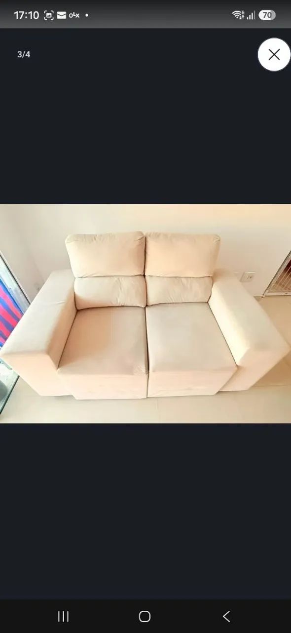 Sofa retrátil bege zerado. 