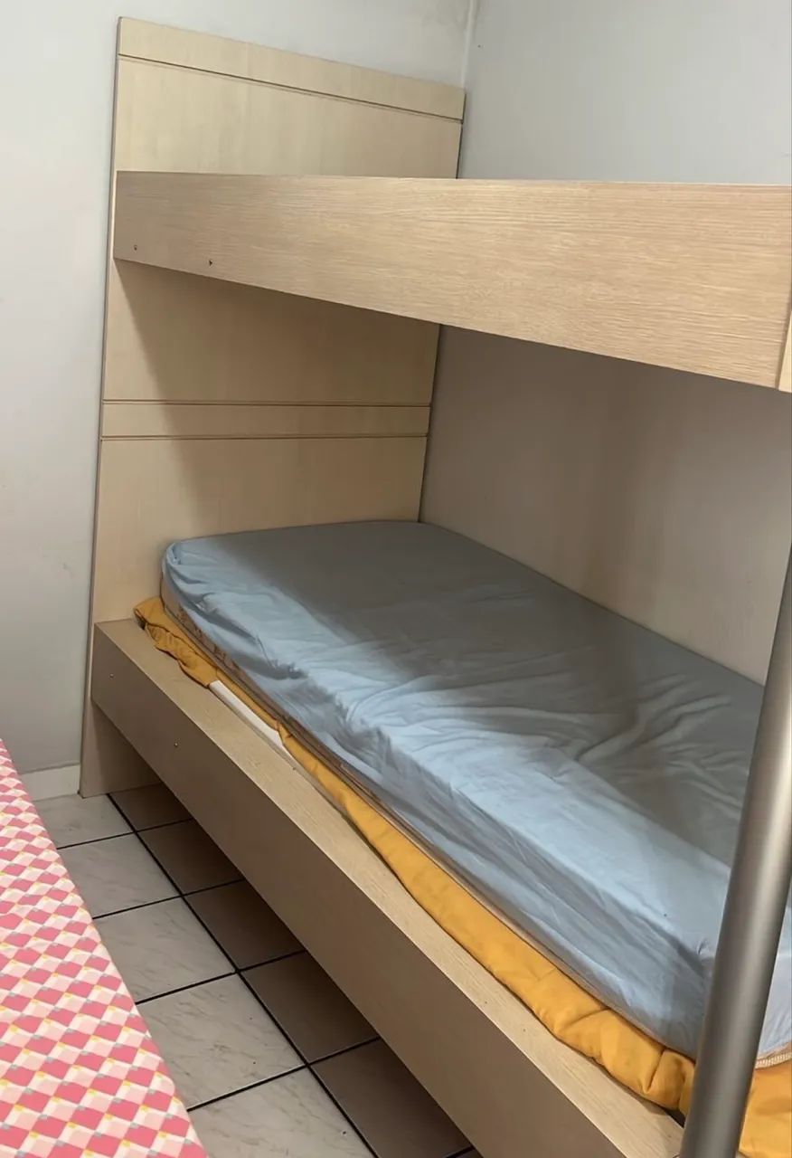 Beliche de madeira MDF com escada 