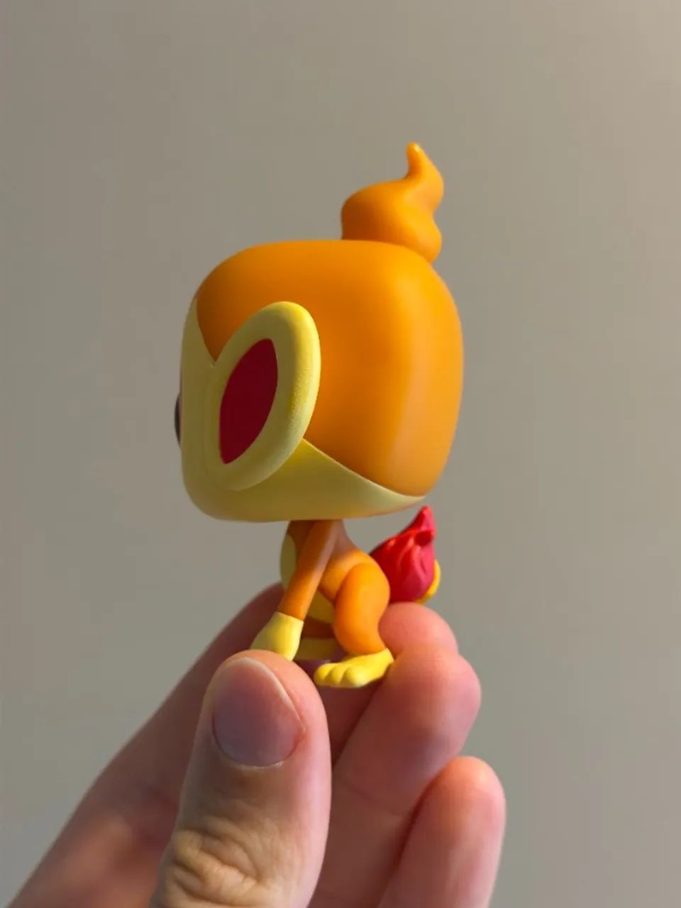 Funko Pop Pokémon Chinchar #963 - Foto 3