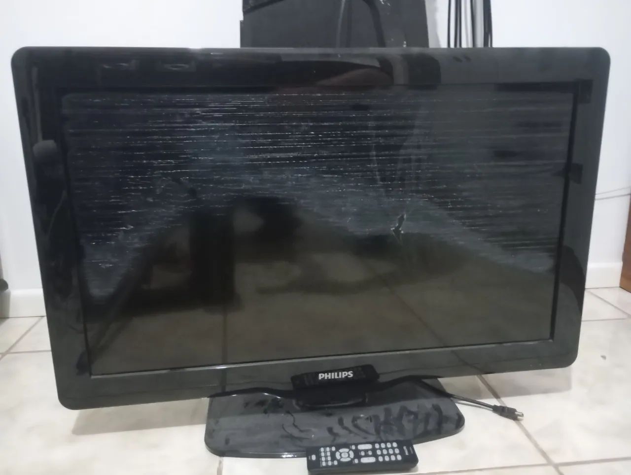 Tv 32' Philco Usada Funciona + Tela Manchada