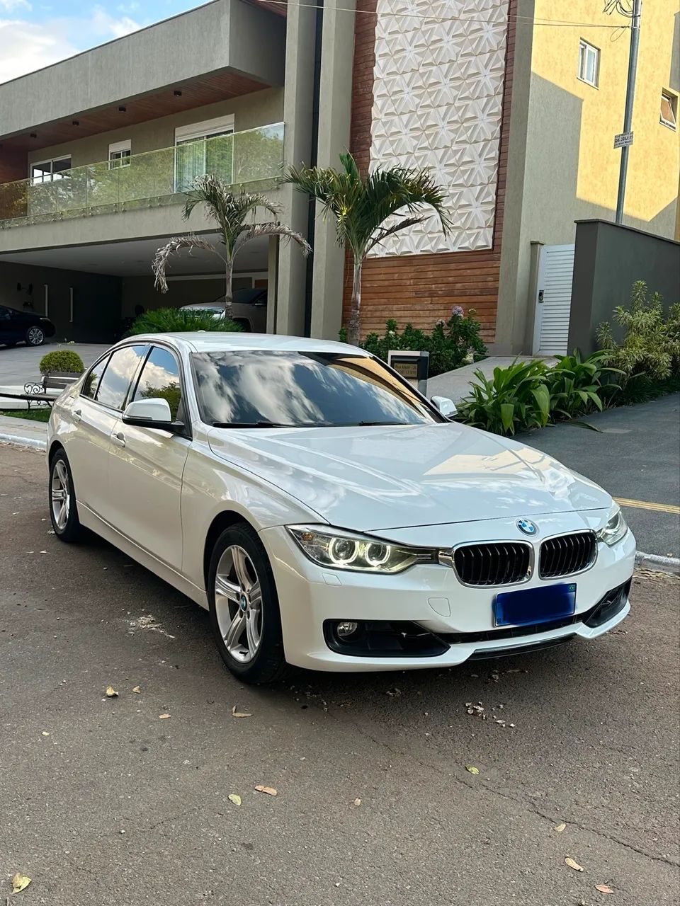 BMW 320I A 2.0 Turbo/activeflex 16V 184cv 4P 2015