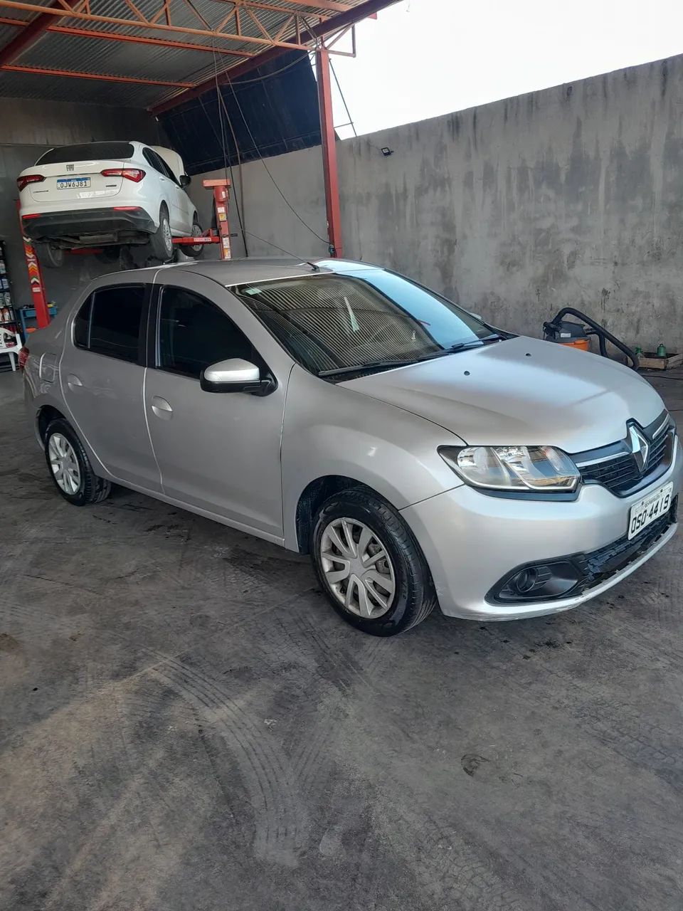 Renault Logan Expression Hi-flex 1.6 8V 4P 2014 - Foto 4