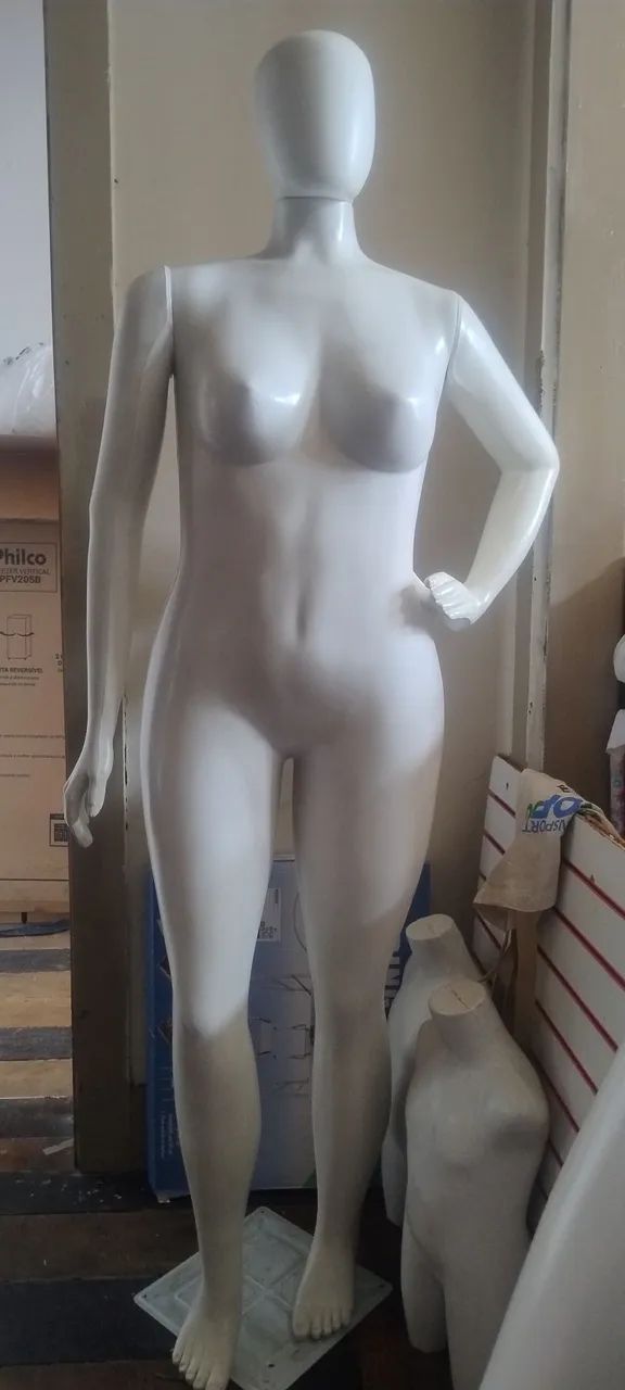 Manequim plus size 