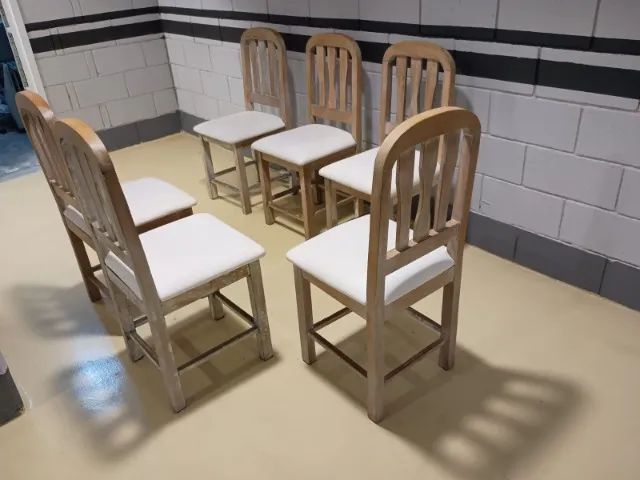 Conjunto 6 Cadeiras de Jantar em Madeira com Assento Branco em Perfeito Estado