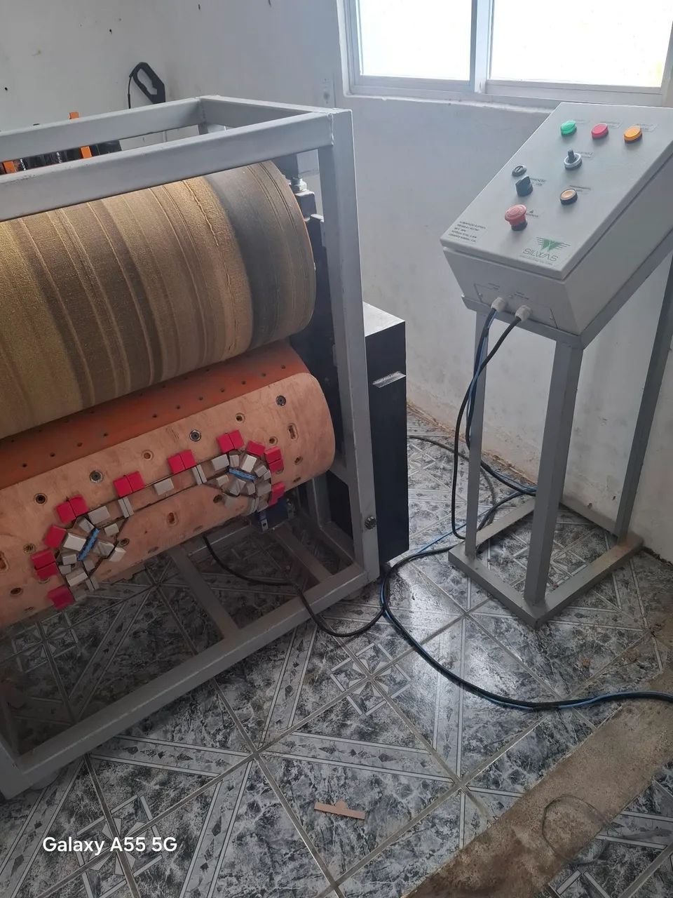 Corte e vinco rotatória 
