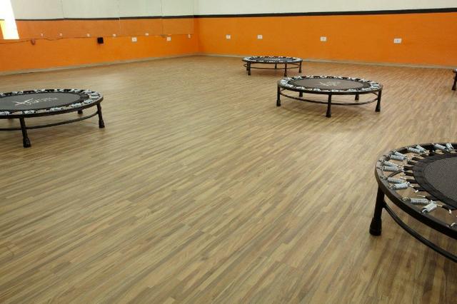 Piso Laminado em manta Comeco