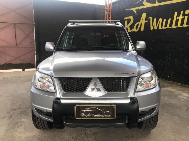 Mitsubichi TR4 2015 Versão Oneill 4x4 Automático C/central Multimídia Novíssima !!!