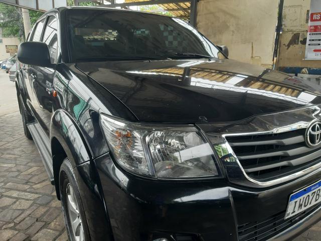 Toyota Hilux ano 2015 2.7 automático Gnv 5 geração - Foto 2