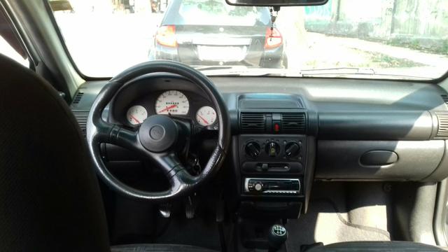 Corsa sedan - Foto 2
