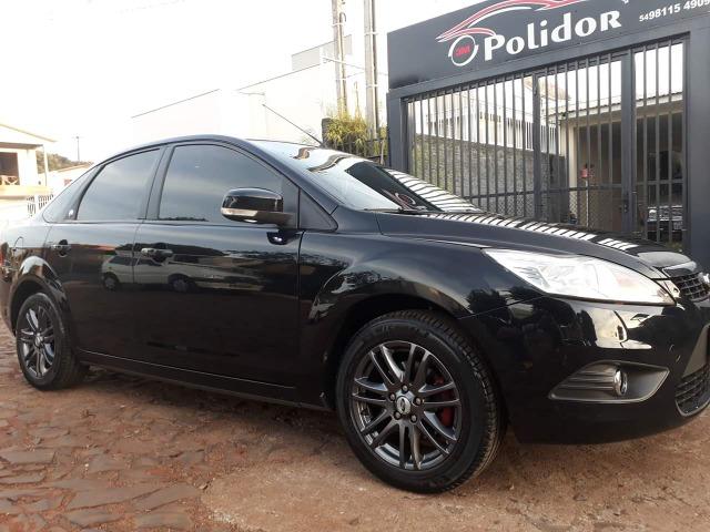 Focus Ghia Sedan 2.0 Aut com teto e couro - Foto 7