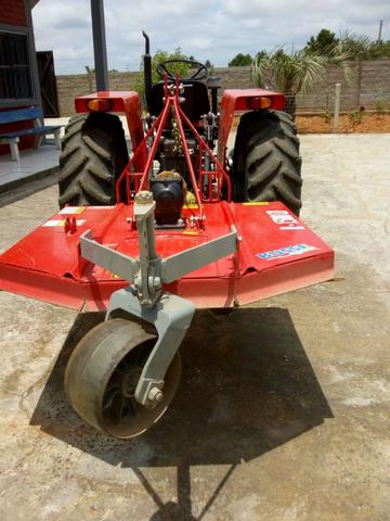 Vendo trator pouco uso - Foto 4
