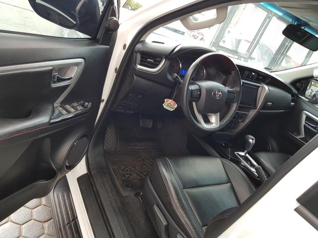 Toyota sw4 16/17 flex cambio aut com 44.897 km rodados - Foto 3