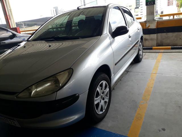 Peugeot 206 ano 2010 - Foto 8