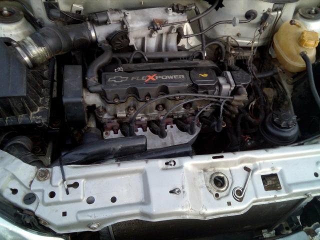 Corsa Max pra vender ou trocar obs carro finan - Foto 2